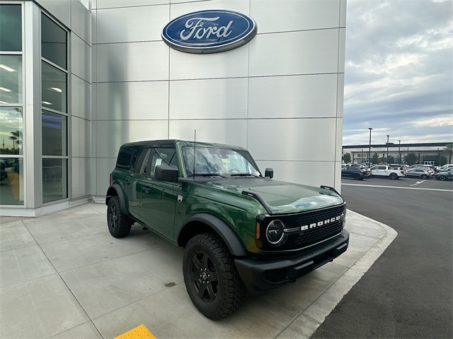 2025 Ford Bronco 4-Door Big Bend's photo