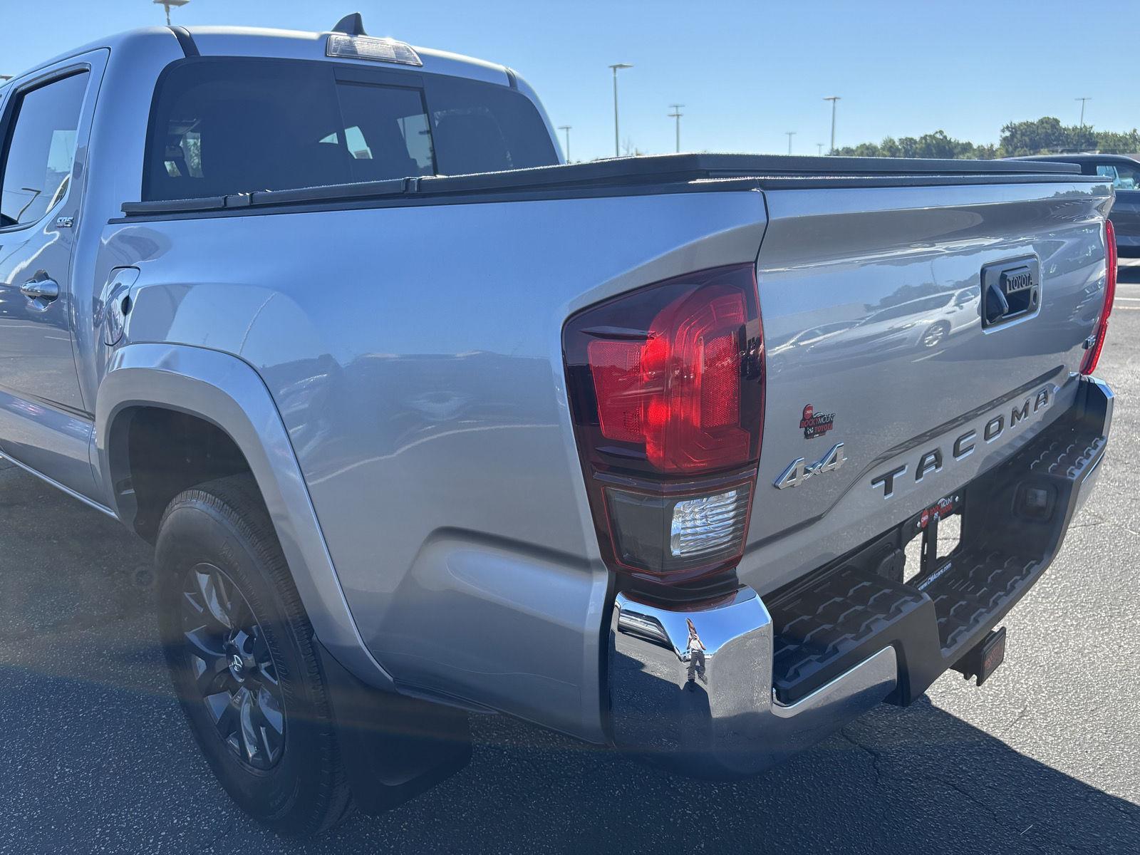 2022 Toyota Tacoma SR5 V6 photo 28