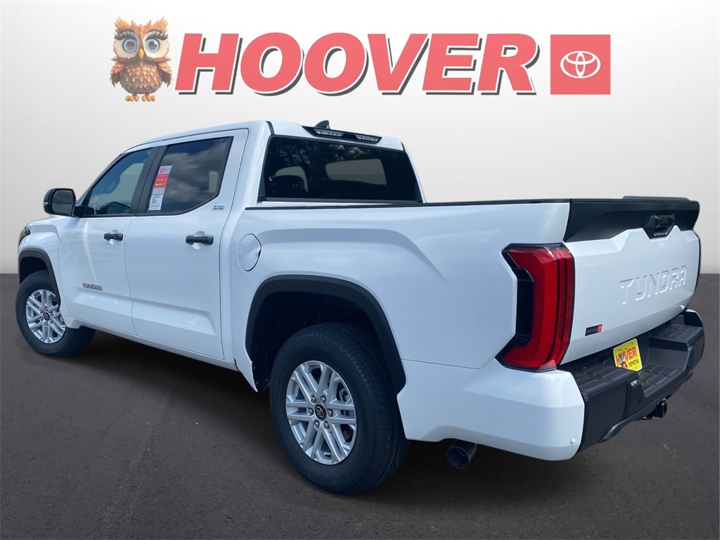 2026 Toyota Tundra SR5 CrewMax photo 4
