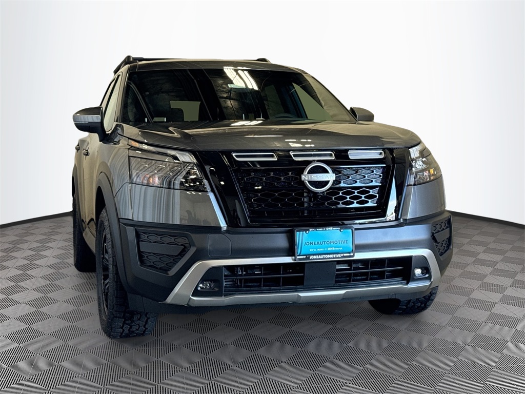 2025 Nissan Pathfinder Rock Creek photo 2