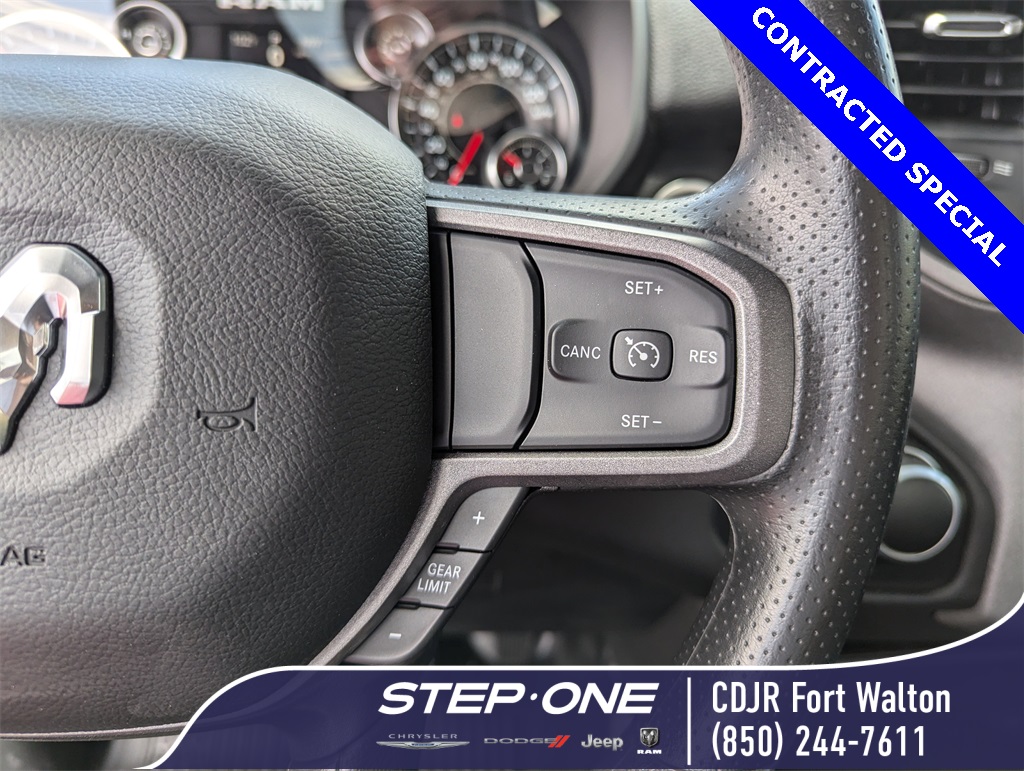2023 Ram 2500 Tradesman photo 15