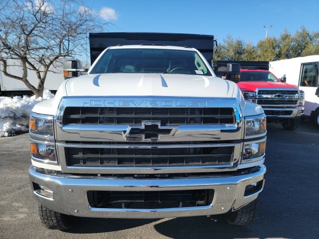 2024 Chevrolet Silverado 4500HD Work Truck photo 2