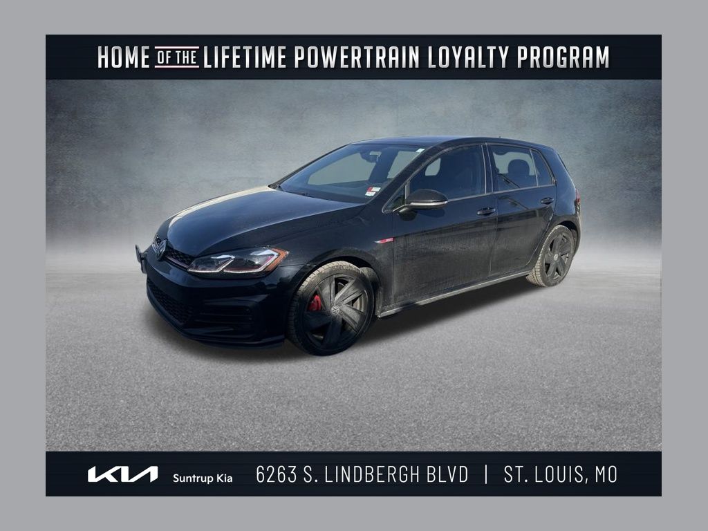 2019 Volkswagen Golf GTI SE's photo