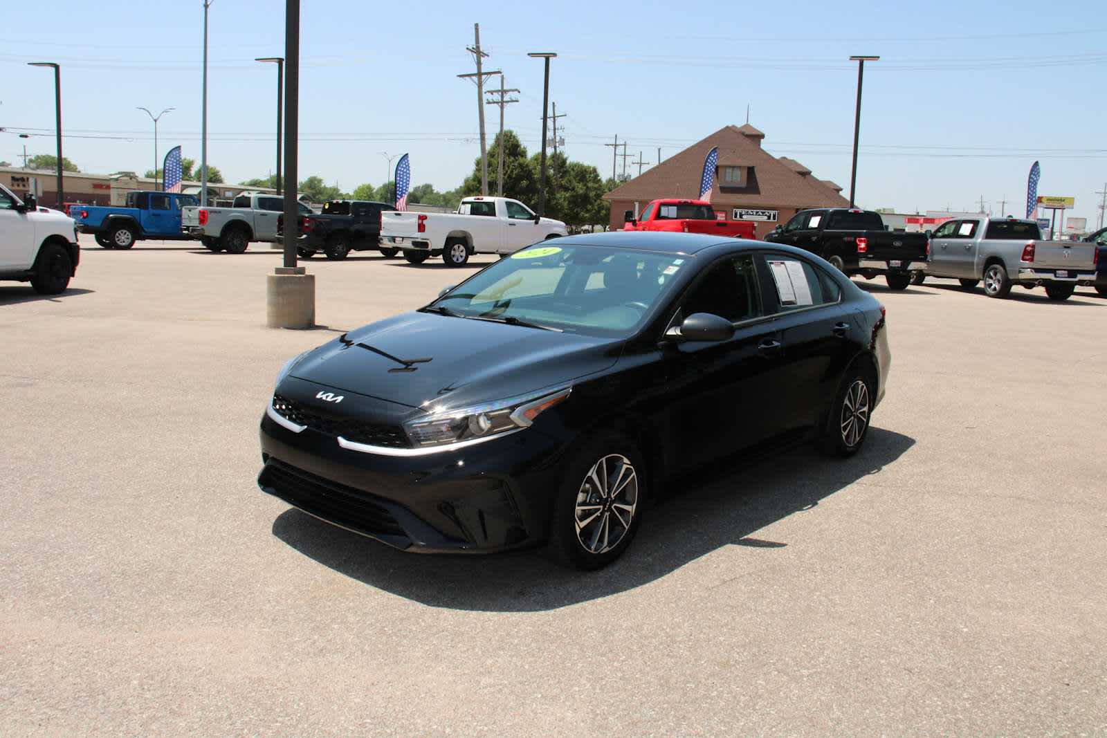 2024 Kia Forte LXS photo 5