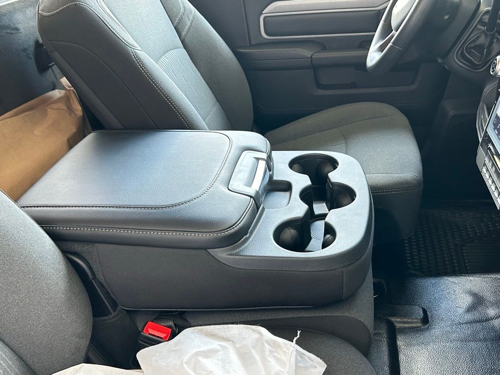 2024 Ram 3500 Tradesman photo 17