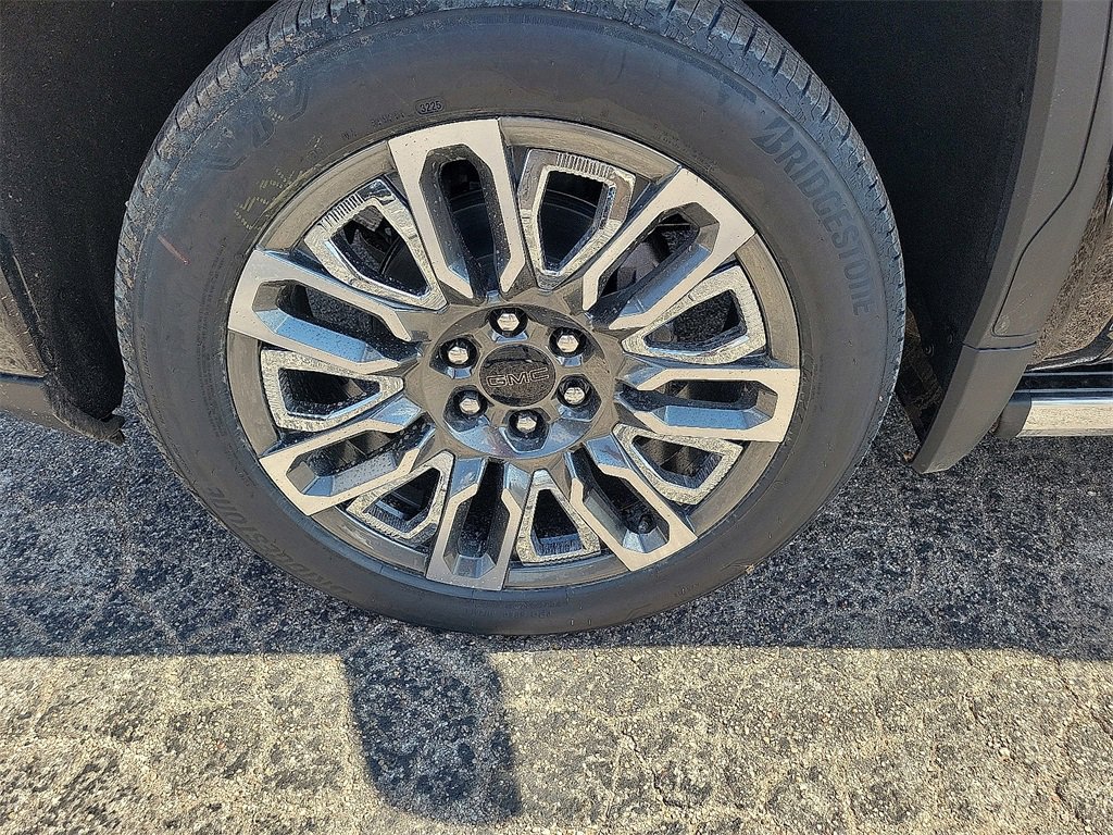 2026 Gmc Sierra Denali Ultimate photo 8