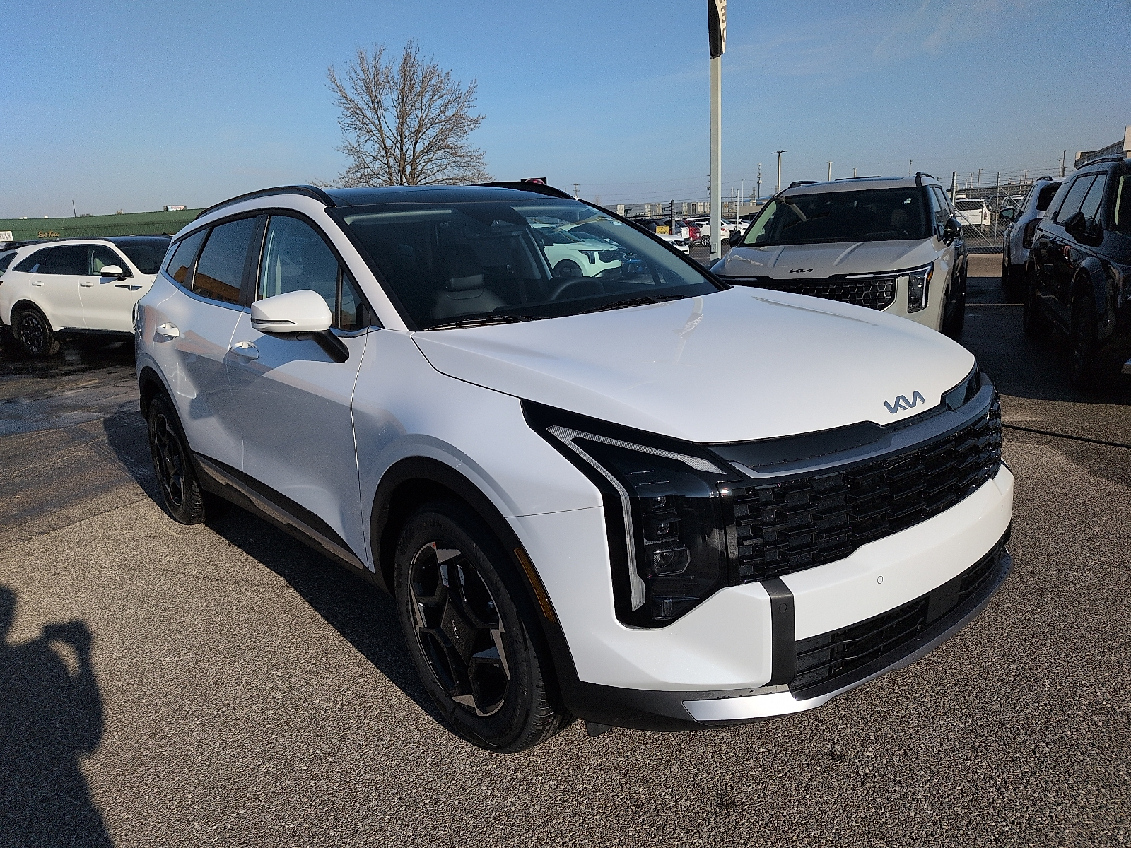 2026 Kia Sportage EX's photo