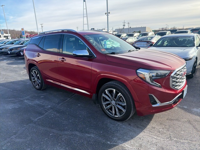 2019 GMC Terrain Denali's photo