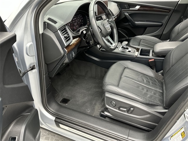 2018 Audi Q5 2.0T Premium Plus photo 3
