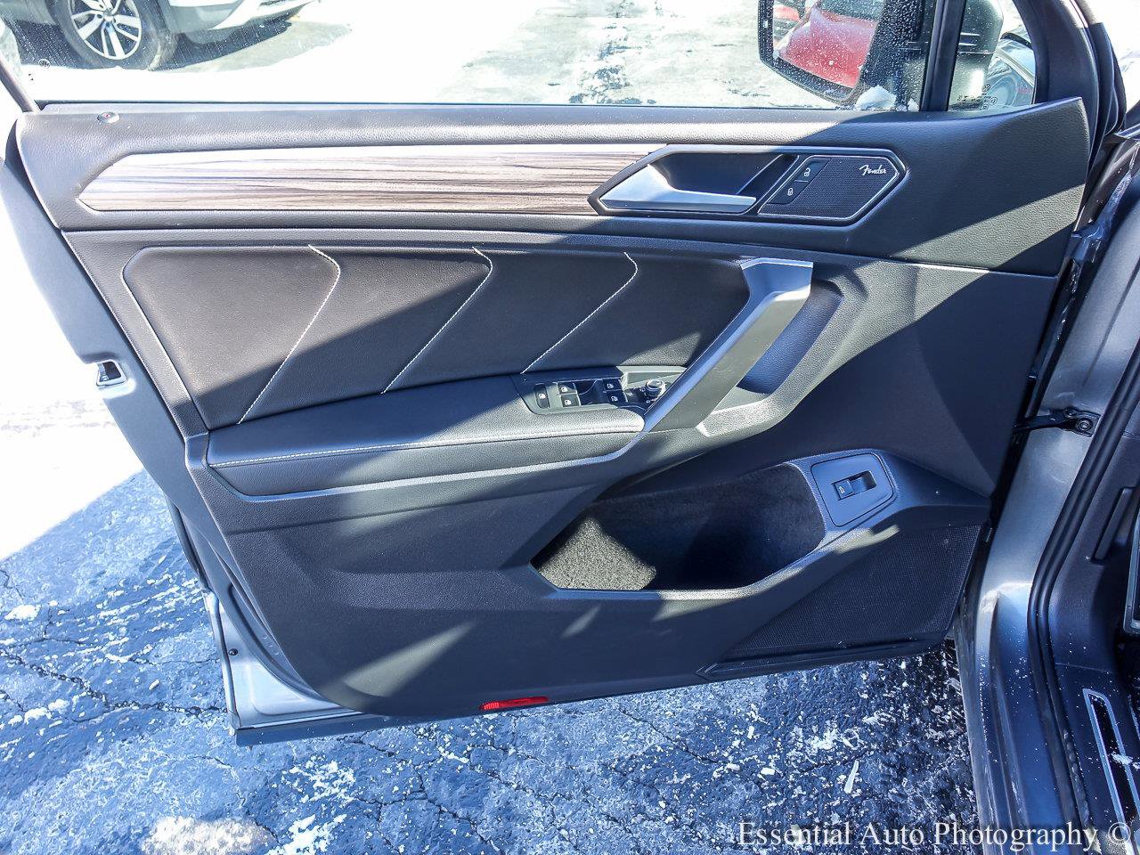 2023 VOLKSWAGEN TIGUAN - Image 19