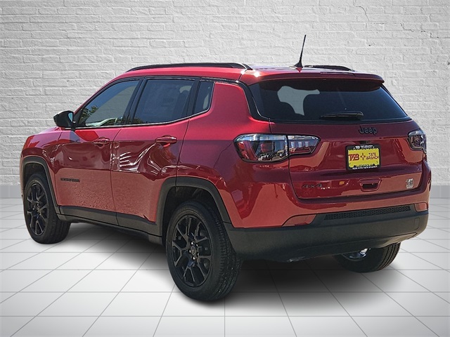 2026 Jeep Compass Latitude Altitude photo 2