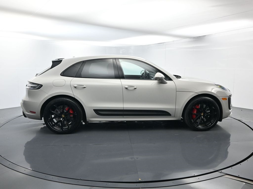 2024 Porsche Macan GTS photo 13