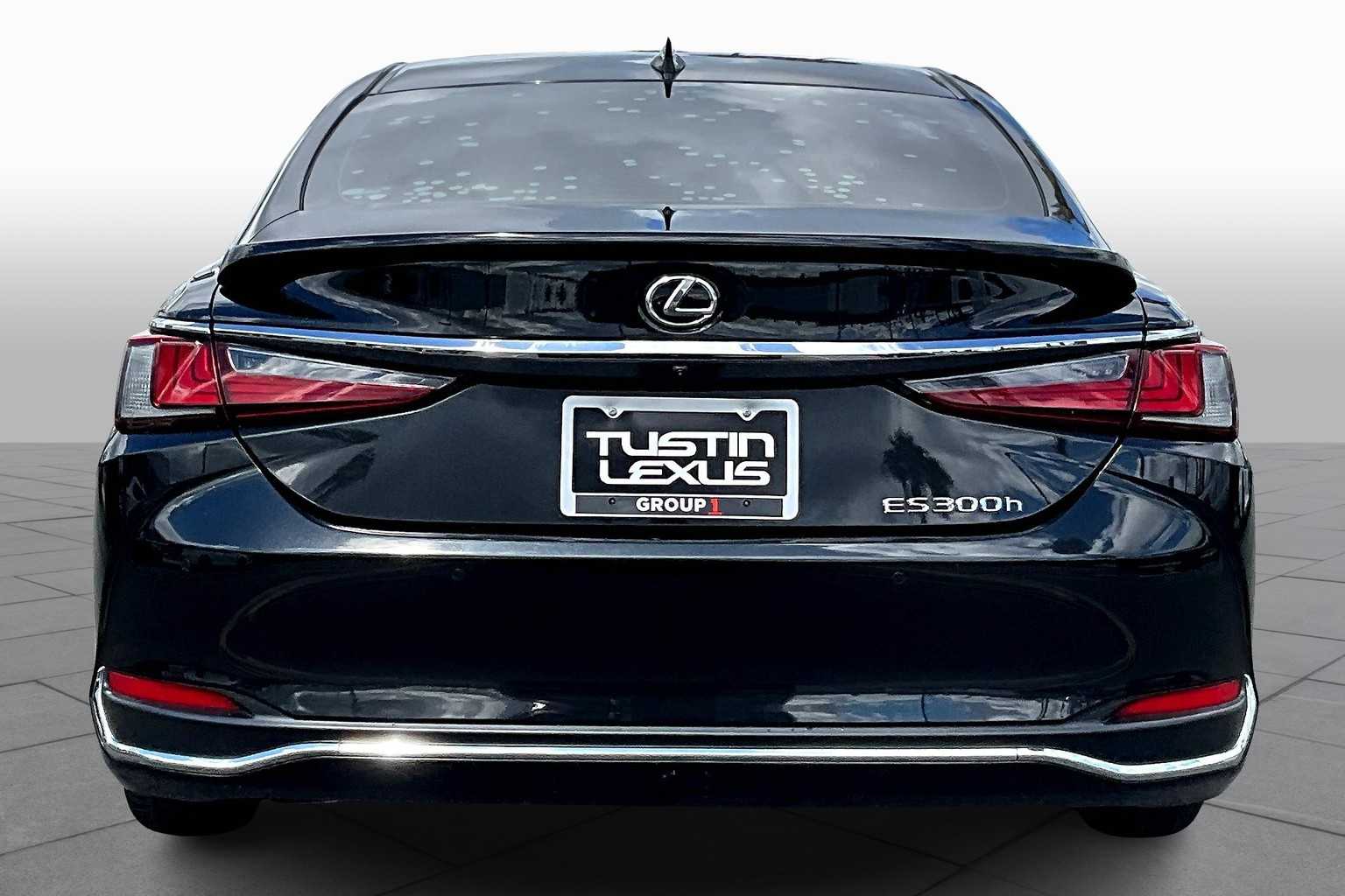 2023 Lexus ES Premium photo 4