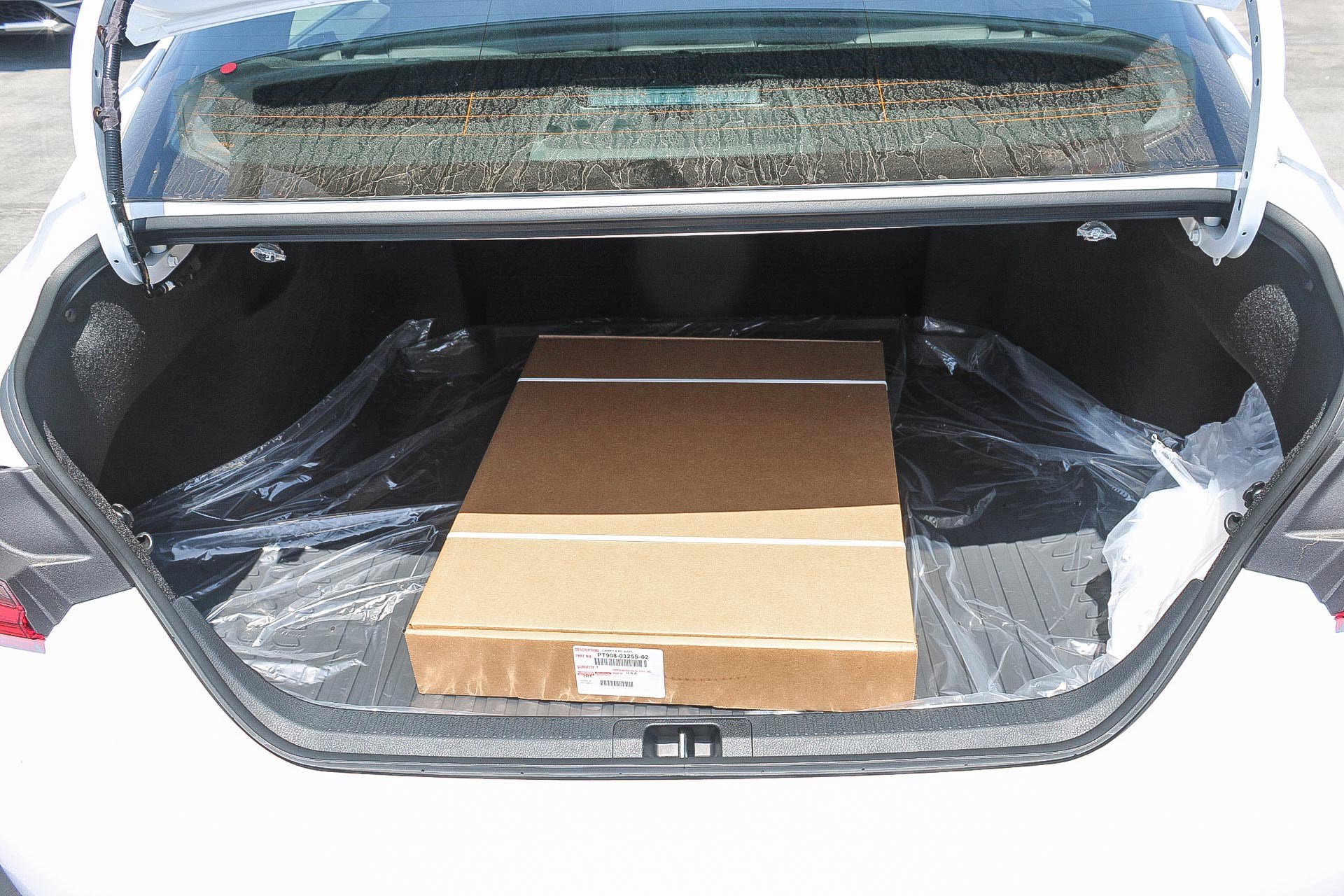 2025 Toyota Camry SE photo 12