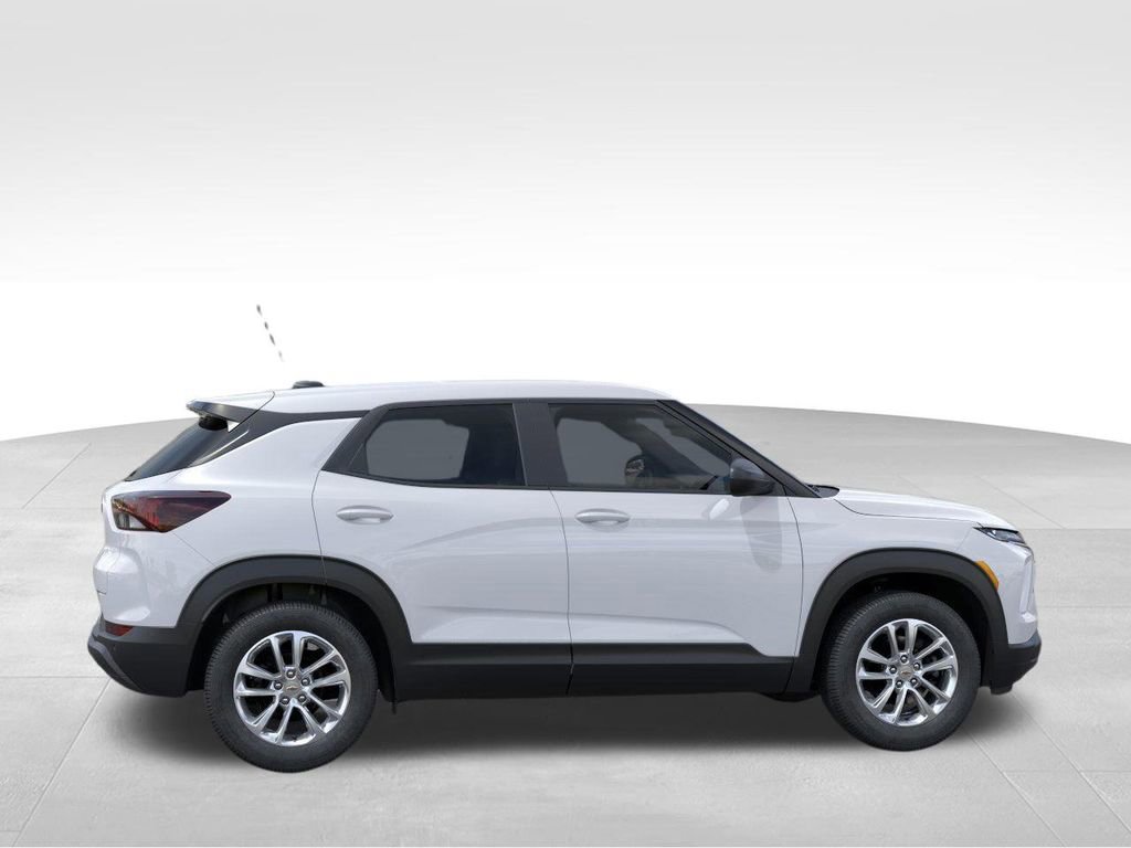 2026 Chevrolet Trailblazer LS photo 4