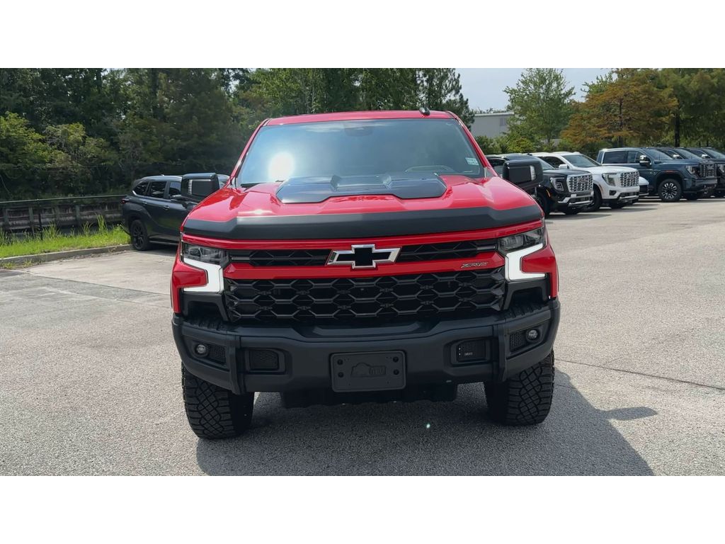 2023 Chevrolet Silverado 1500 ZR2 photo 2