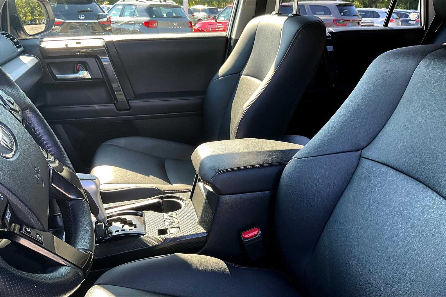2024 Toyota 4Runner TRD Premium 4WD photo 7