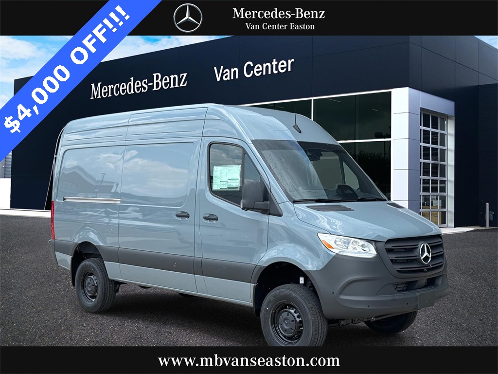 2025 Mercedes-Benz Sprinter Cargo Van Base's photo