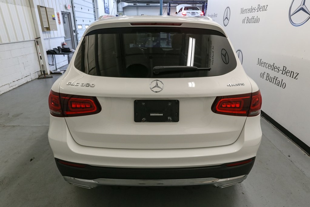 2021 Mercedes Benz GLC 300 4MATIC photo 2