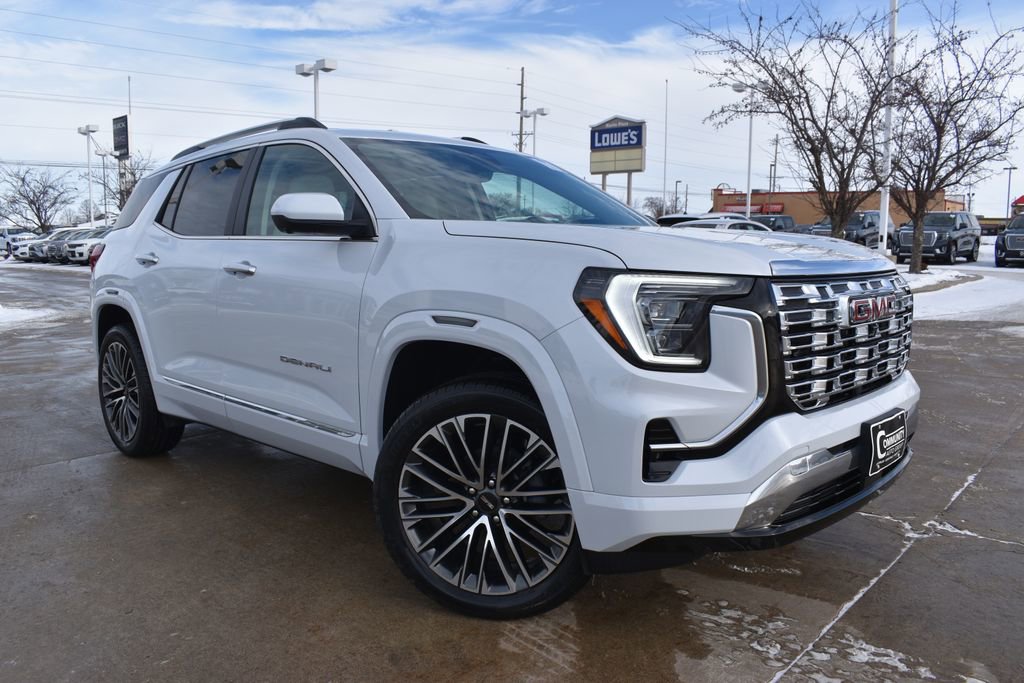 2026 GMC Terrain Denali's photo