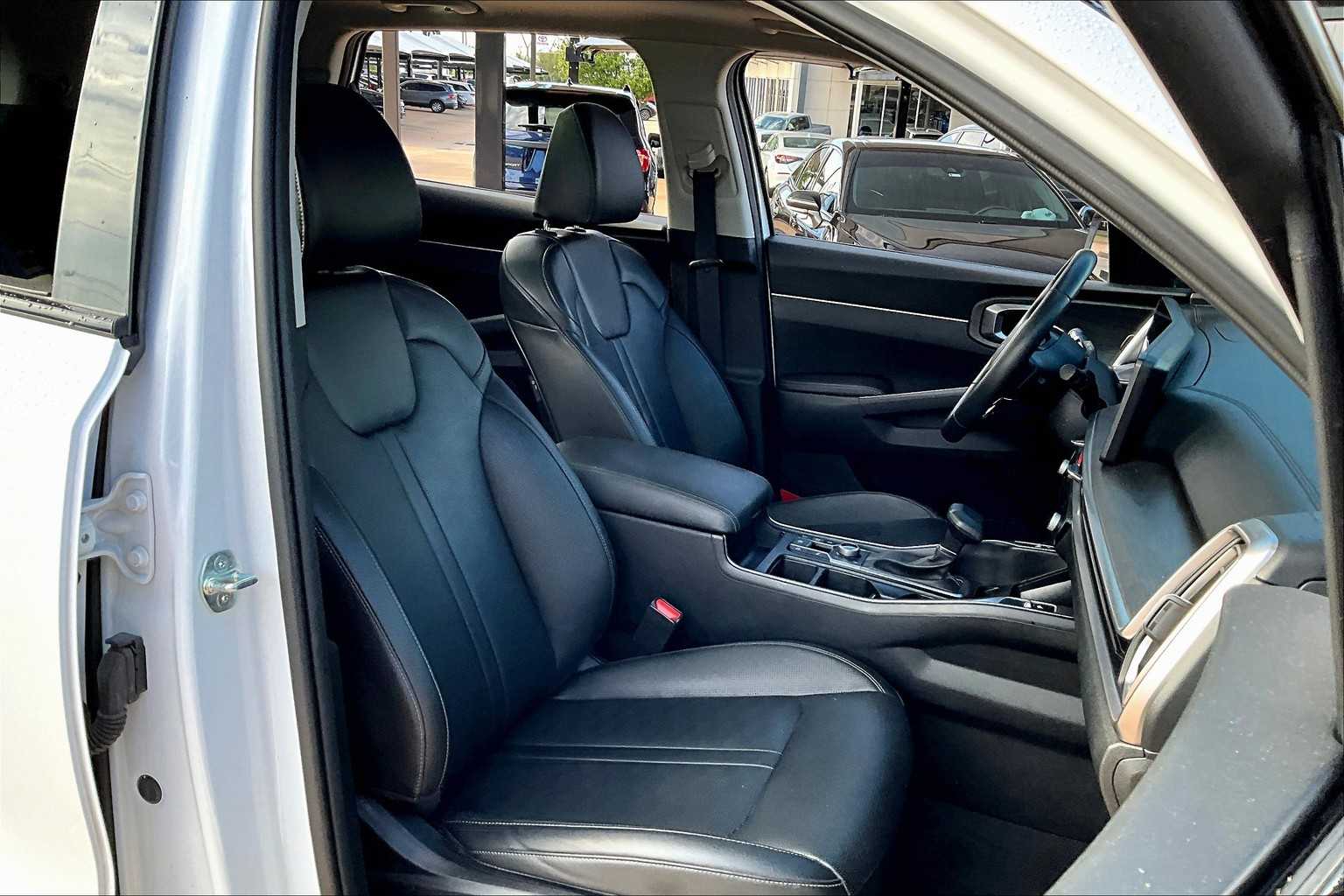 2024 Kia Sorento X-Line EX photo 7