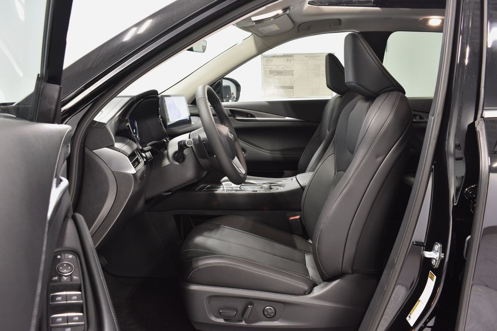 2026 Infiniti QX60 Pure AWD photo 11