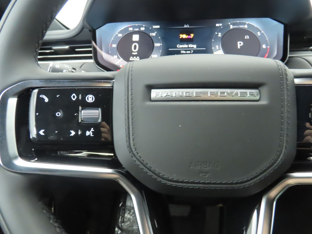 2025 Land Rover Range Rover Sport SE photo 8