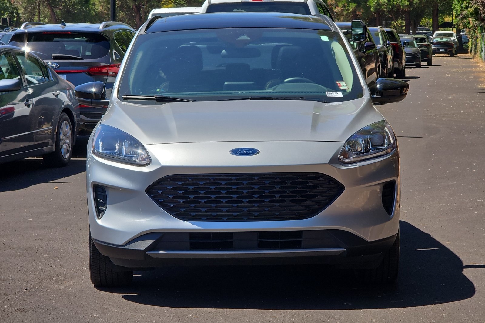 2020 Ford Escape SE Sport Hybrid photo 9