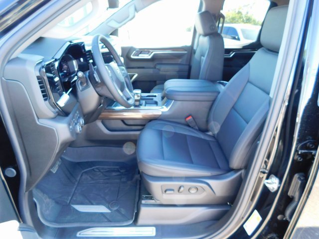 2026 Chevrolet Silverado 1500 RST photo 17