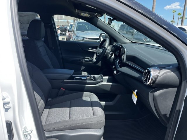 2026 Chevrolet Equinox LT photo 18