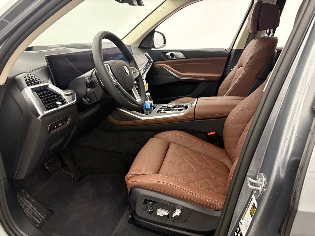 2026 Bmw X7 xDrive40i photo 3