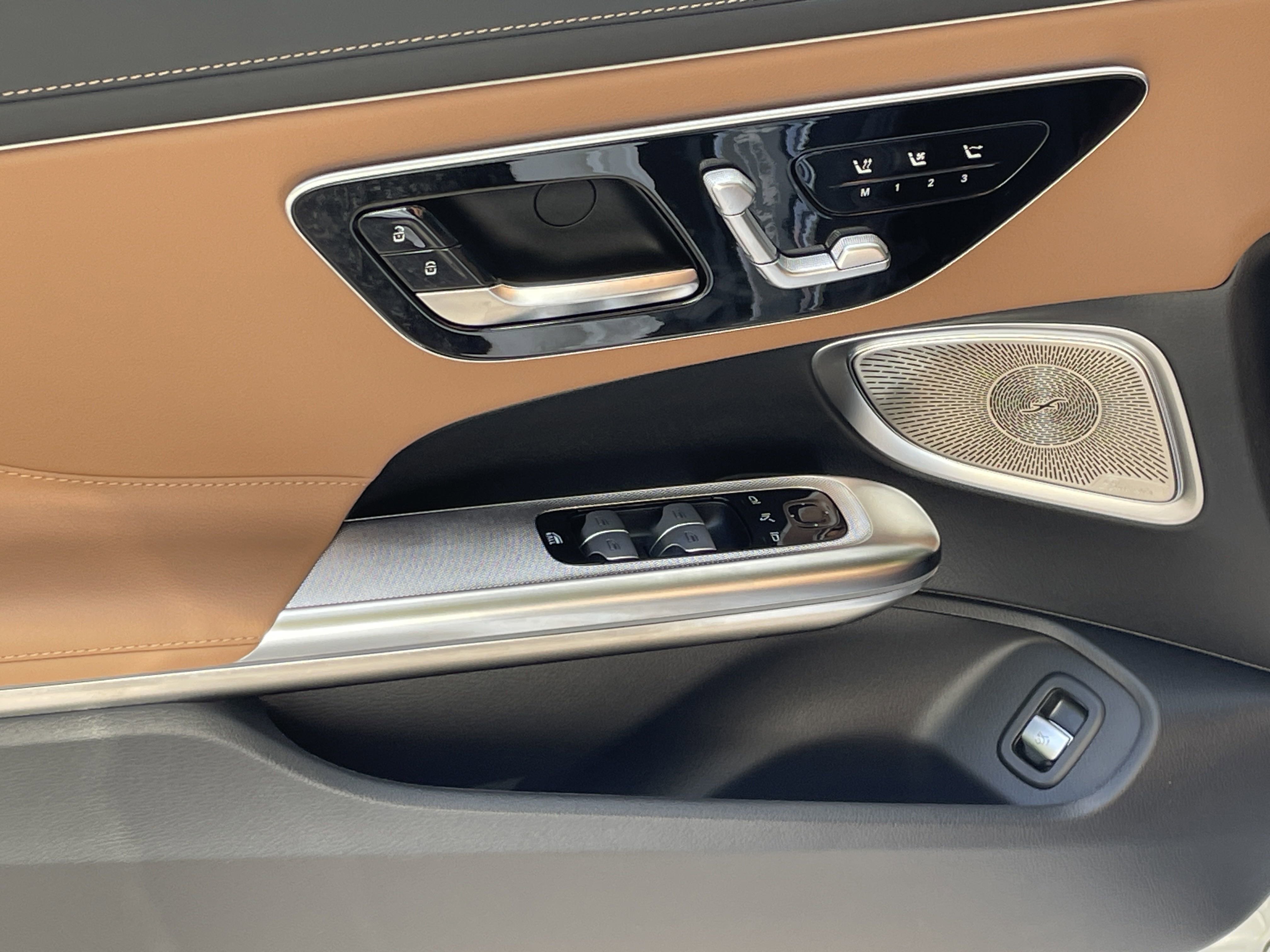 2026 Mercedes Benz CLE 300 4MATIC Cabriolet photo 9