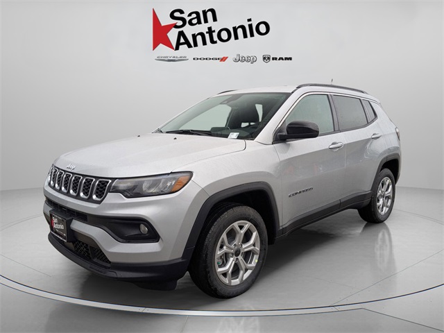 2025 Jeep Compass Latitude photo 2