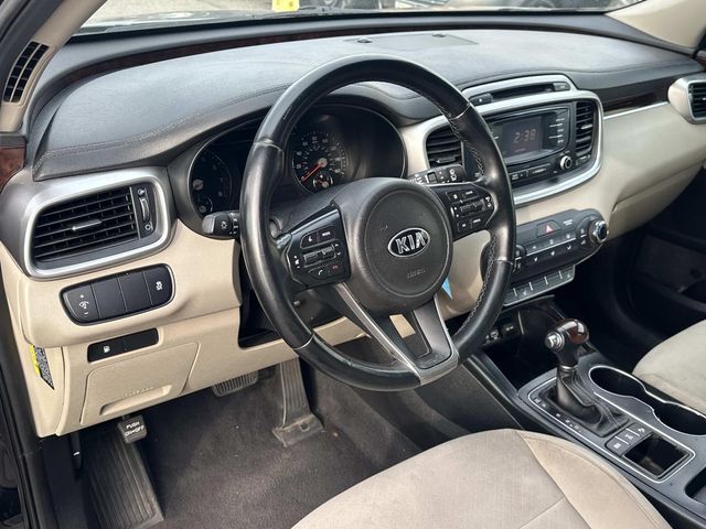 Used 2016 Kia Sorento LX with VIN 5XYPGDA55GG110588 for sale in Springfield, VA