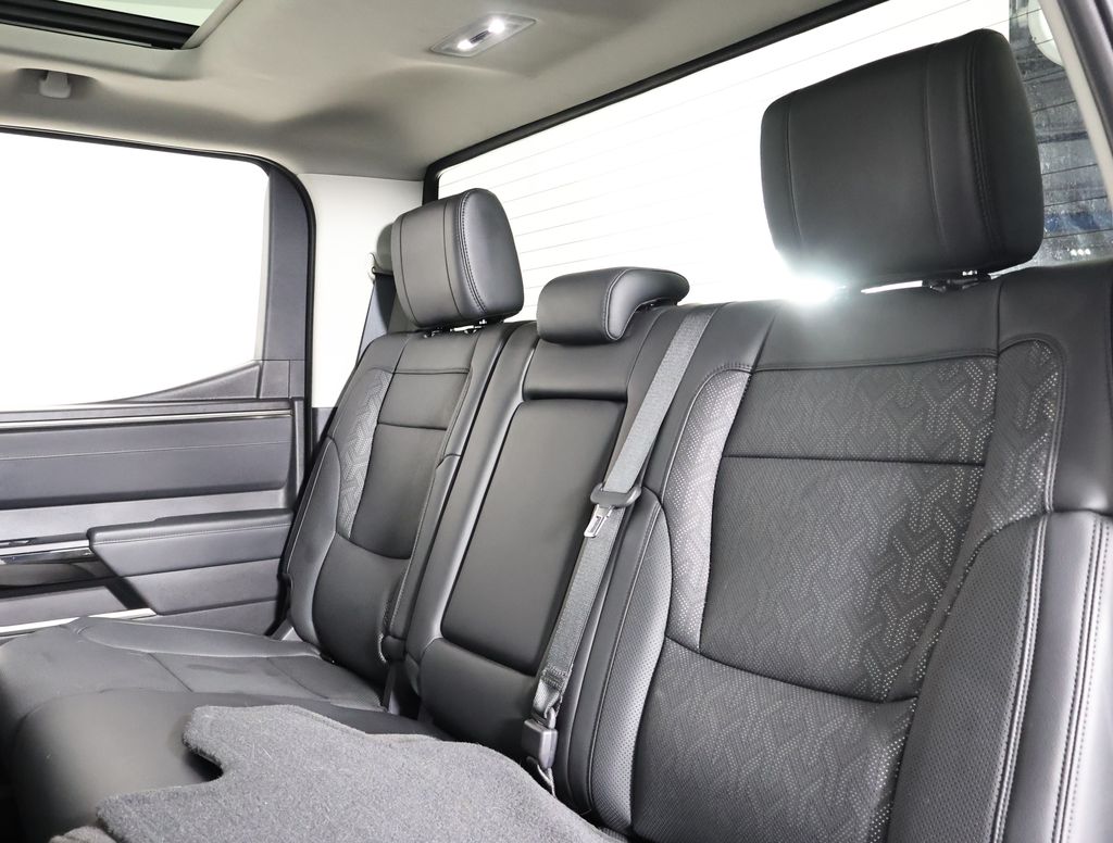 2024 Toyota Tundra Limited photo 18