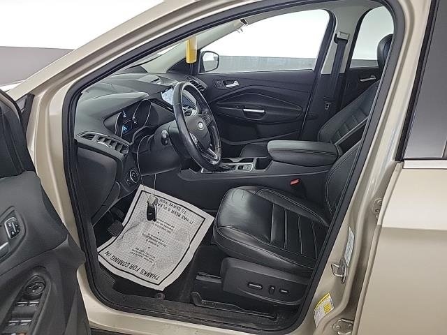 2018 Ford Escape Titanium photo 2