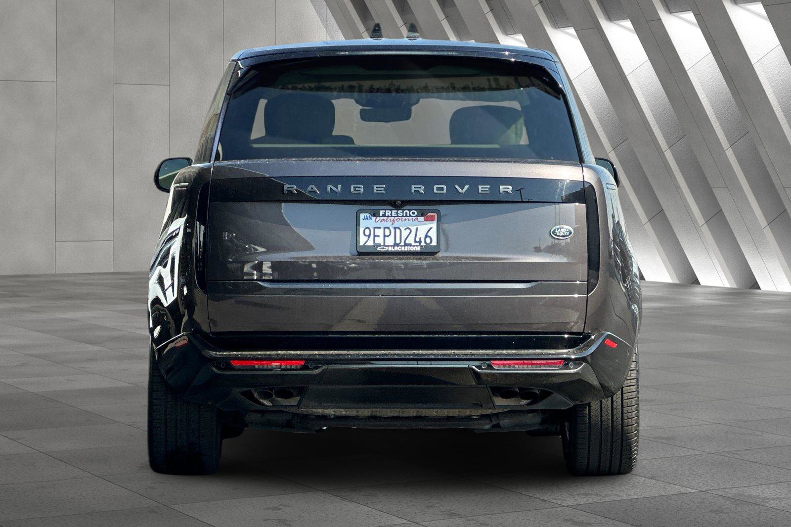 2023 Land Rover Range Rover First Edition photo 3