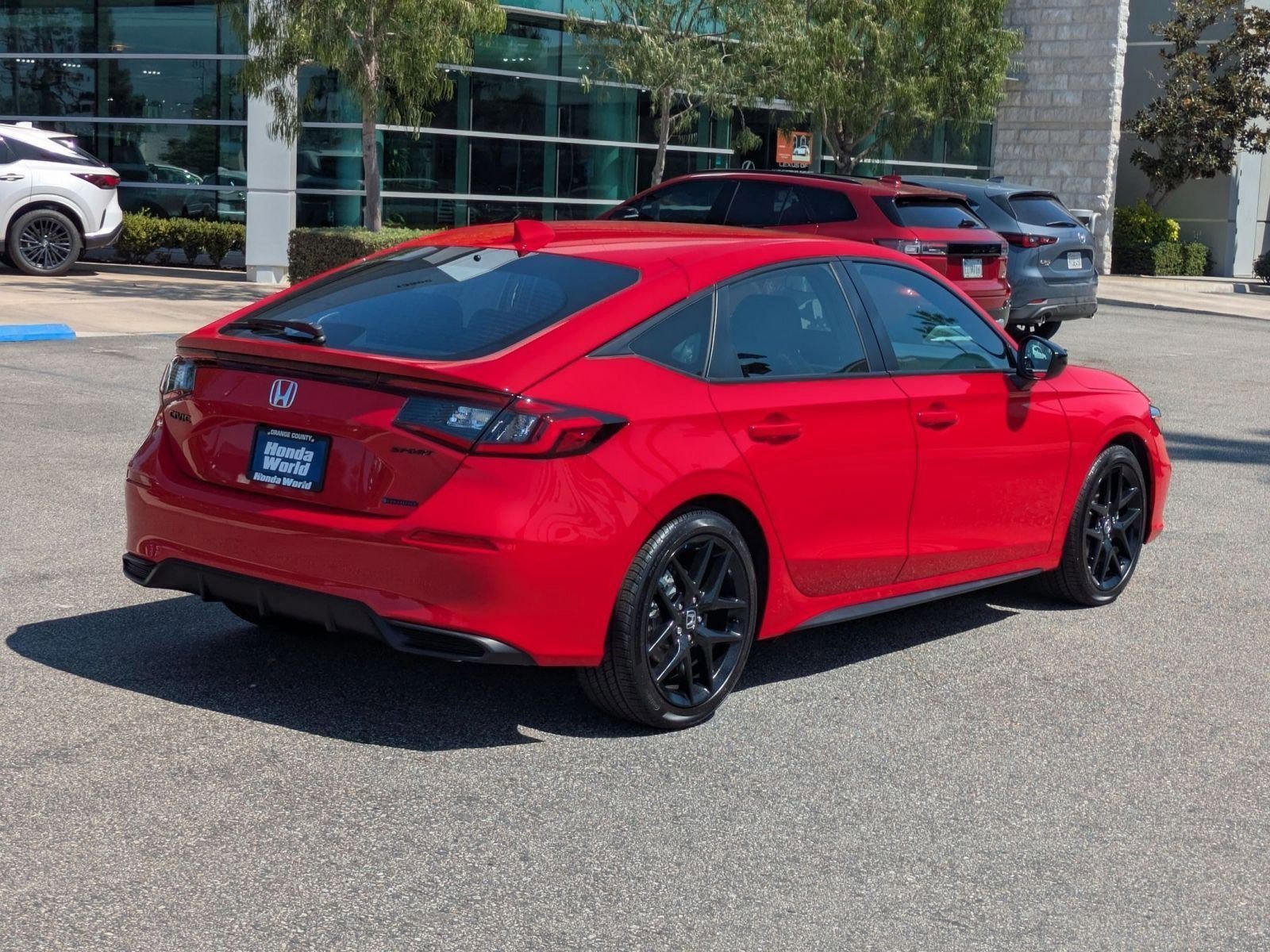 2026 Honda Civic Hatchback Sport Hybrid photo 4