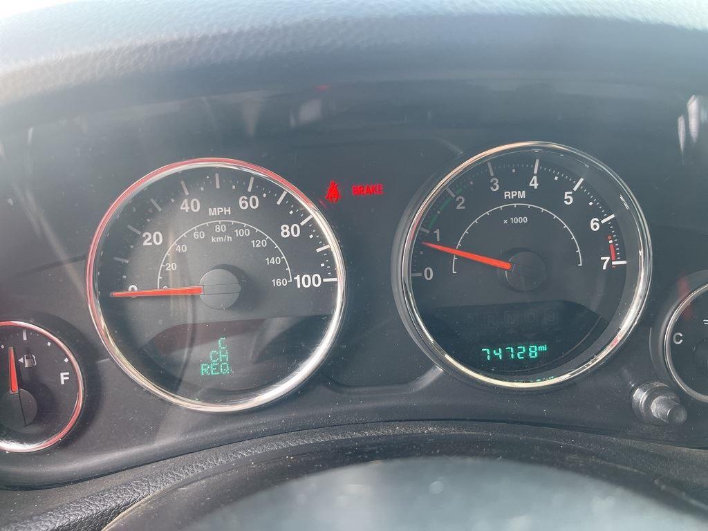 2015 Jeep Wrangler Unlimited Altitude photo 6