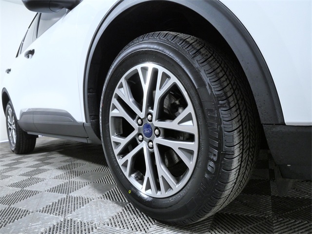 Certified 2022 Ford Escape SEL with VIN 1FMCU9H68NUA21043 for sale in Apple Valley, Minnesota