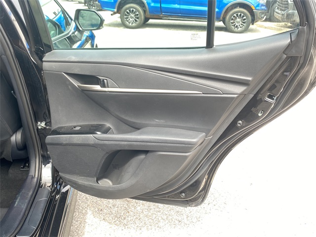 2025 Toyota Camry SE photo 12