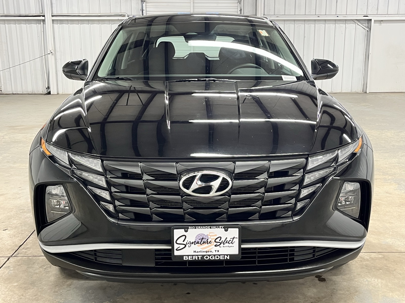 2023 Hyundai Tucson SE photo 2