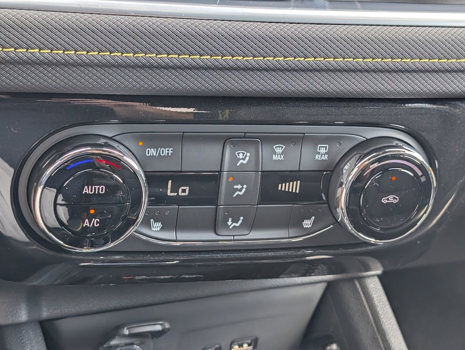 2026 Chevrolet Trailblazer ACTIV photo 15