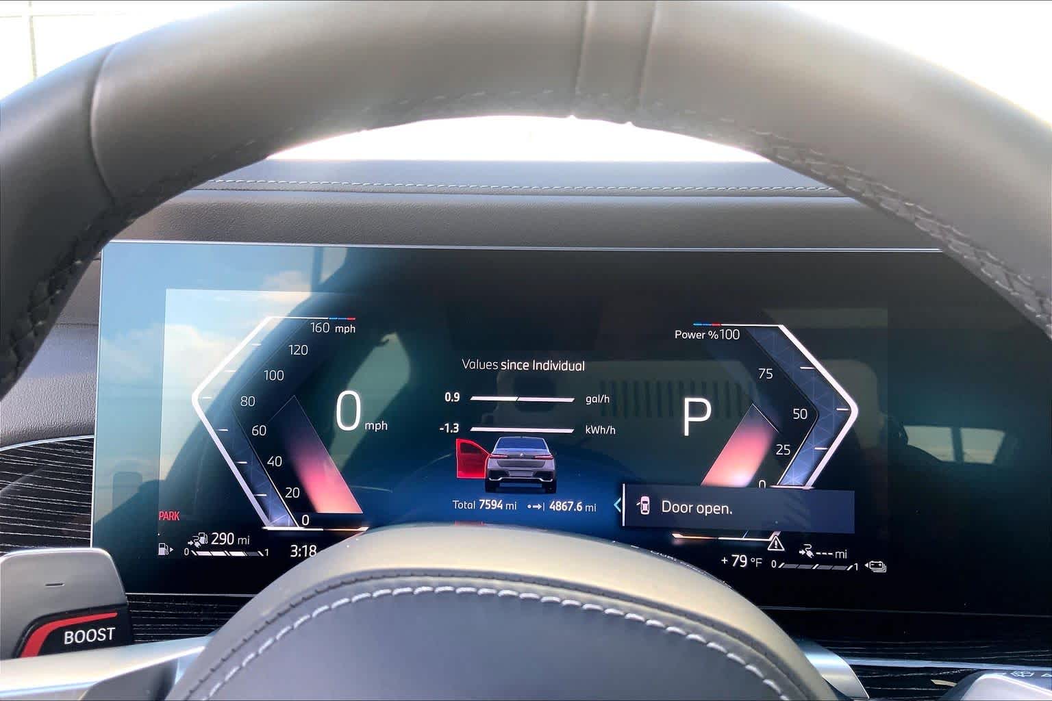 2025 BMW 7 Series 750e - Photo 23