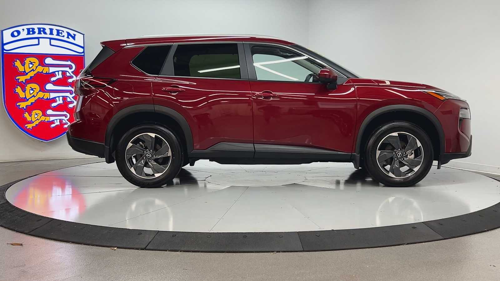 2024 Nissan Rogue SV photo 4