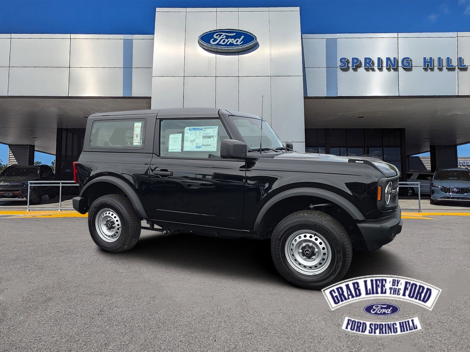 2025 Ford Bronco 2-Door Base's photo