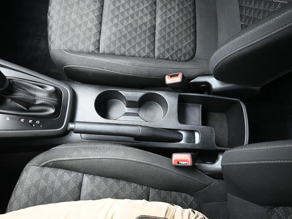 2020 Kia Rio LX photo 18