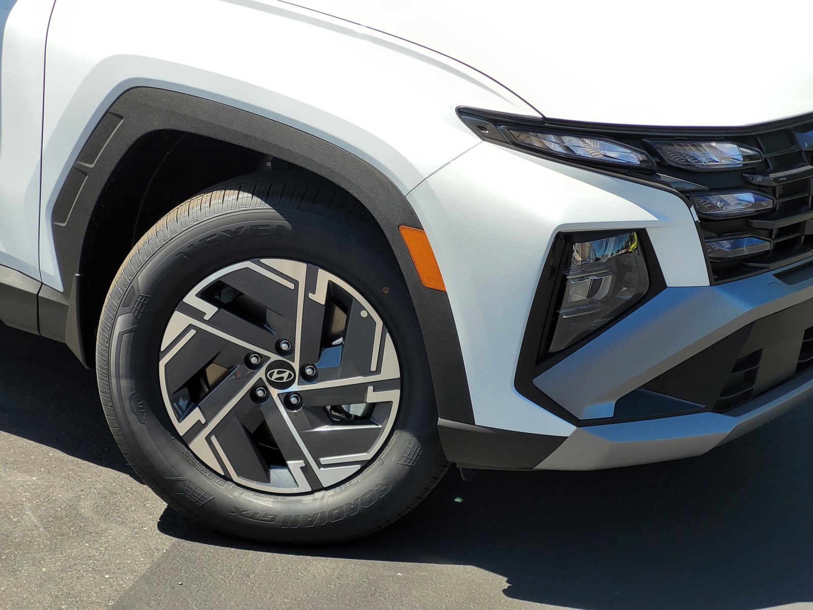 2025 Hyundai Tucson Hybrid Blue photo 4