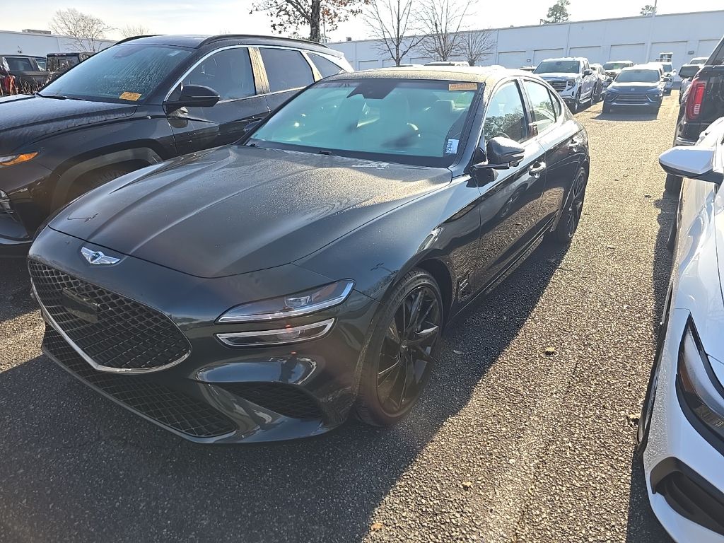 2023 GENESIS G70 Standard's photo