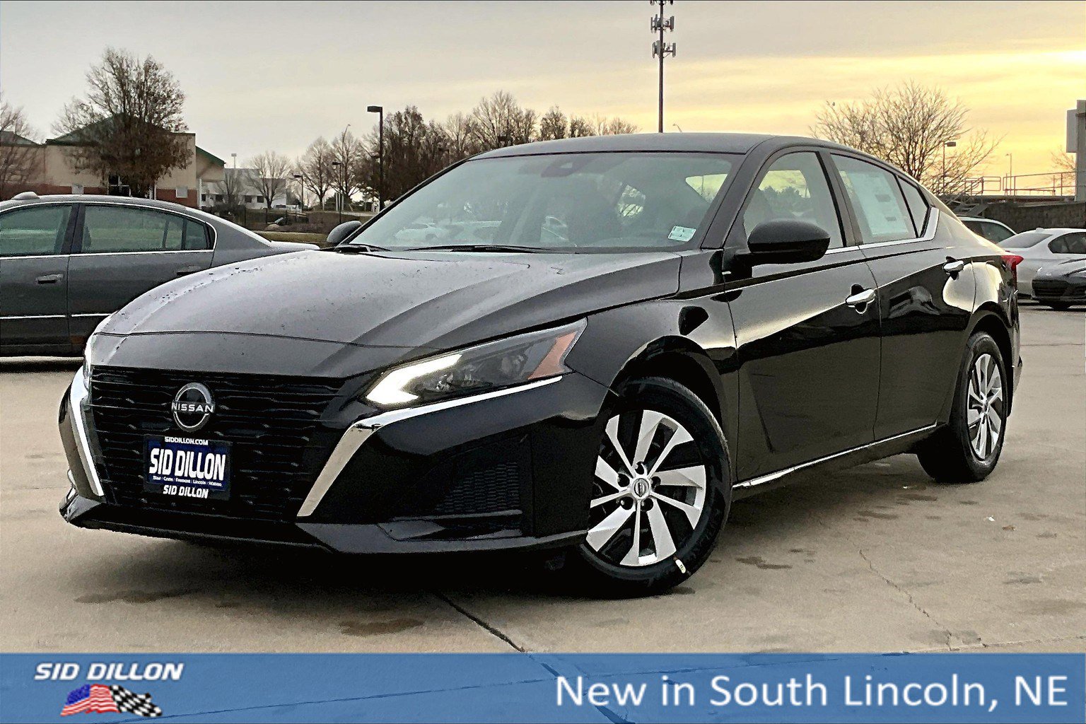 2025 Nissan Altima S's photo